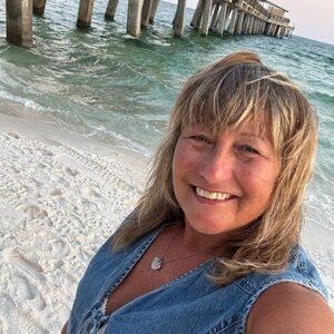 Meet your Posher, Sherry